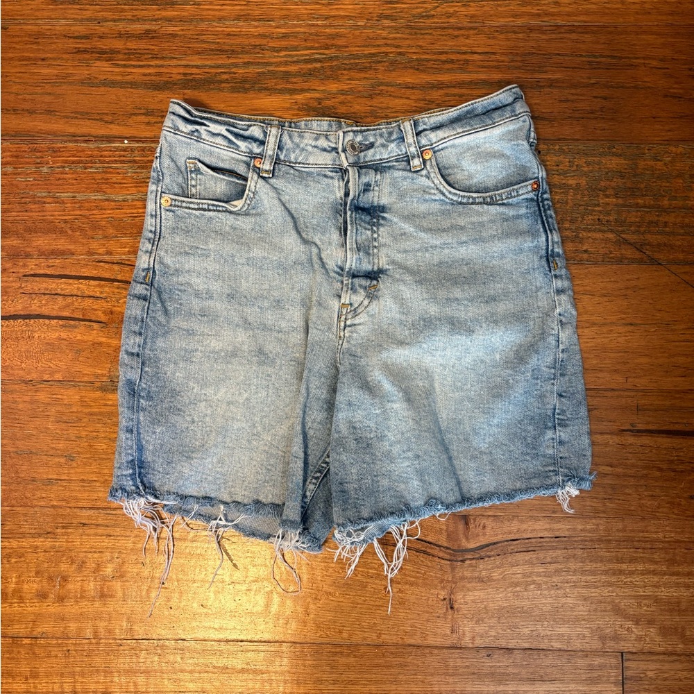 H&M Light Blue Frayed Jean Shorts